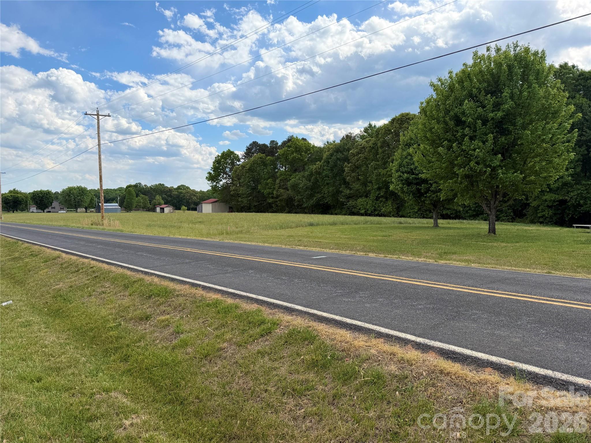 1283 Pisgah Road Hiddenite, NC 28636 - Photo 2 of 6