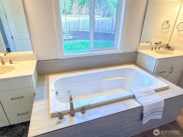 $930,000 | 4689 Petrel St Port, Port Townsend, WA 98368