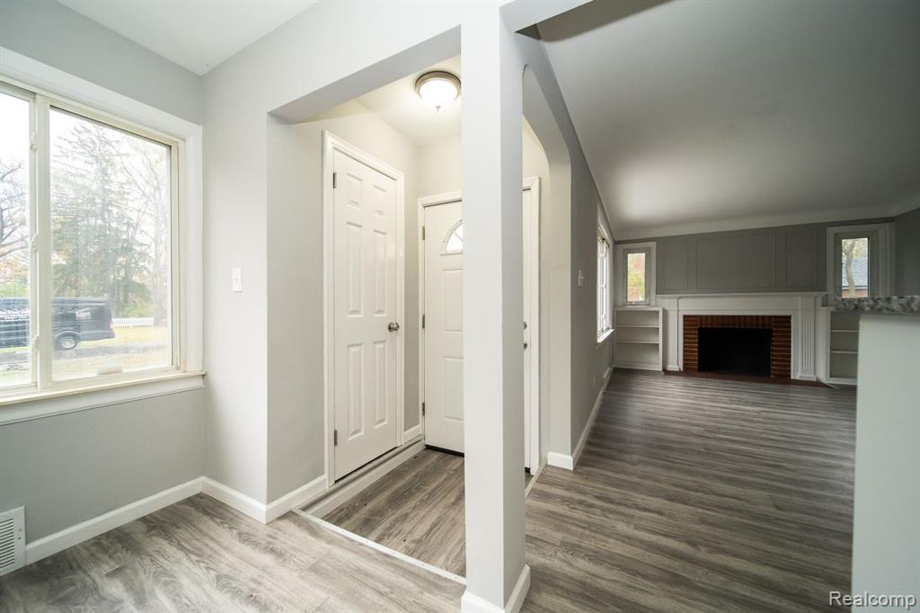 21397 Greenview Road Southfield, MI 48075 - Photo 19 of 80 Gallery Image 19