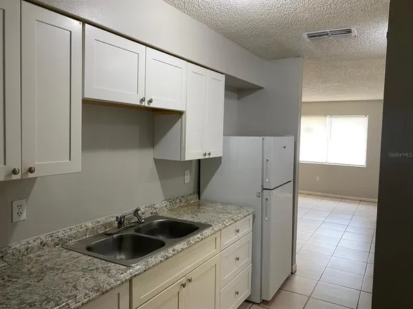 $1,200 | 3873 Janeen Circle, Mulberry, FL 33860