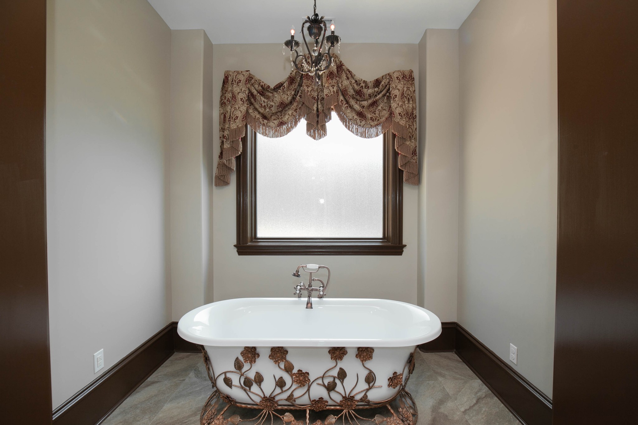 3747 Armstrong Road Springfield, TN 37172 - Photo 30 of 50 a view of a dining room with furniture and wooden floor