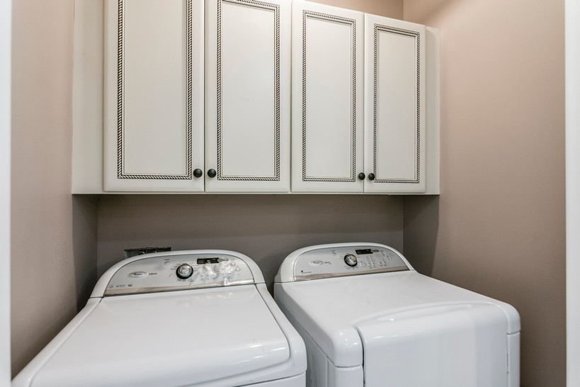 3747 Armstrong Road Springfield, TN 37172 - Photo 40 of 50 a utility room with dryer and washer
