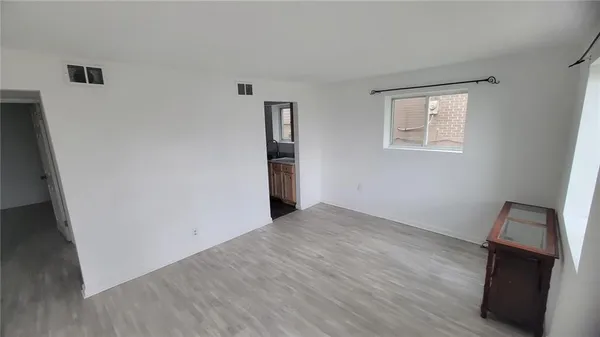$1,300 | 4461 Highridge Street, Unit 2, Pittsburgh, PA 15214