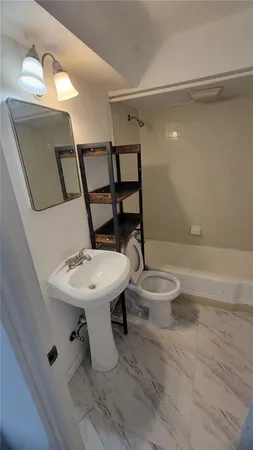 $1,300 | 4461 Highridge Street, Unit 2, Pittsburgh, PA 15214