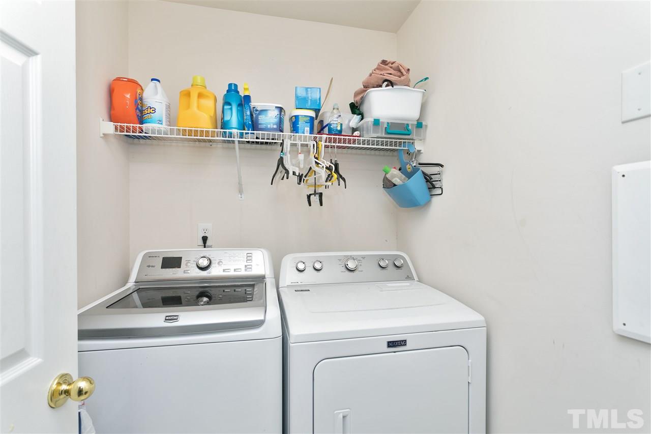 5410 Regatta Way Raleigh, NC 27613 - Photo 15 of 18 a utility room with dryer and washer