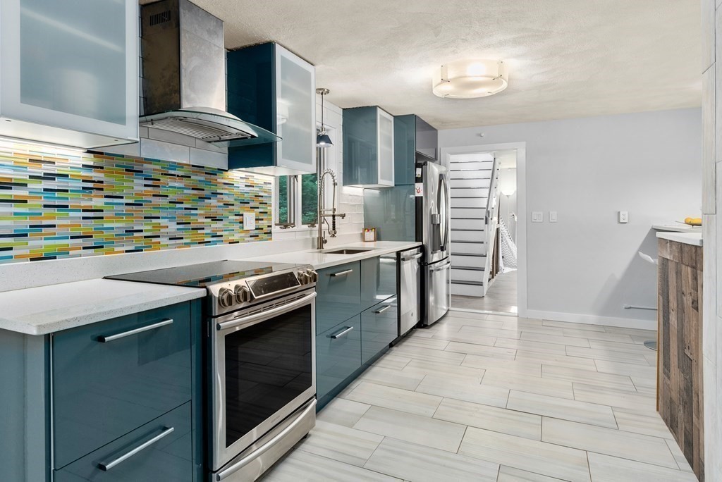 14 Campello Road Framingham, MA 01701 - Photo 1 of 31 Gallery Image 1