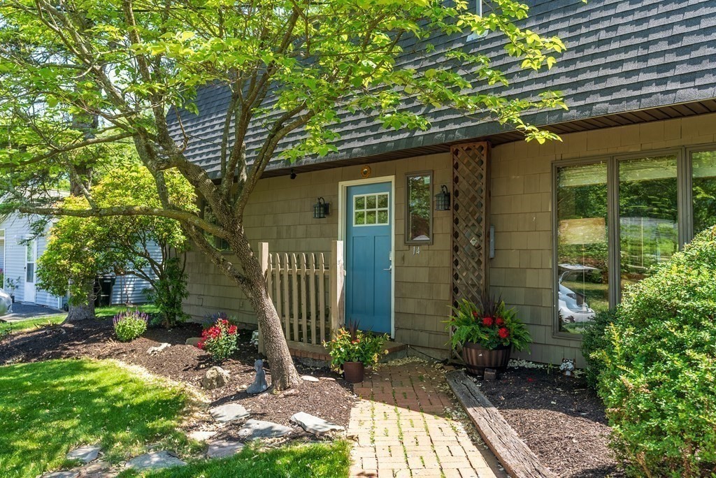 14 Campello Road Framingham, MA 01701 - Photo 3 of 31 Gallery Image 3