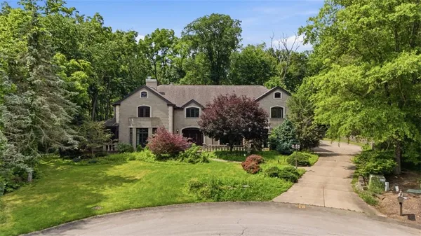 $1,690,000 | 105 Lantern Circle, Canonsburg, PA 15317