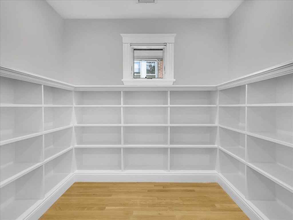 117 Sutherland Road, Unit 117 Boston, MA 02135 - Photo 16 of 42