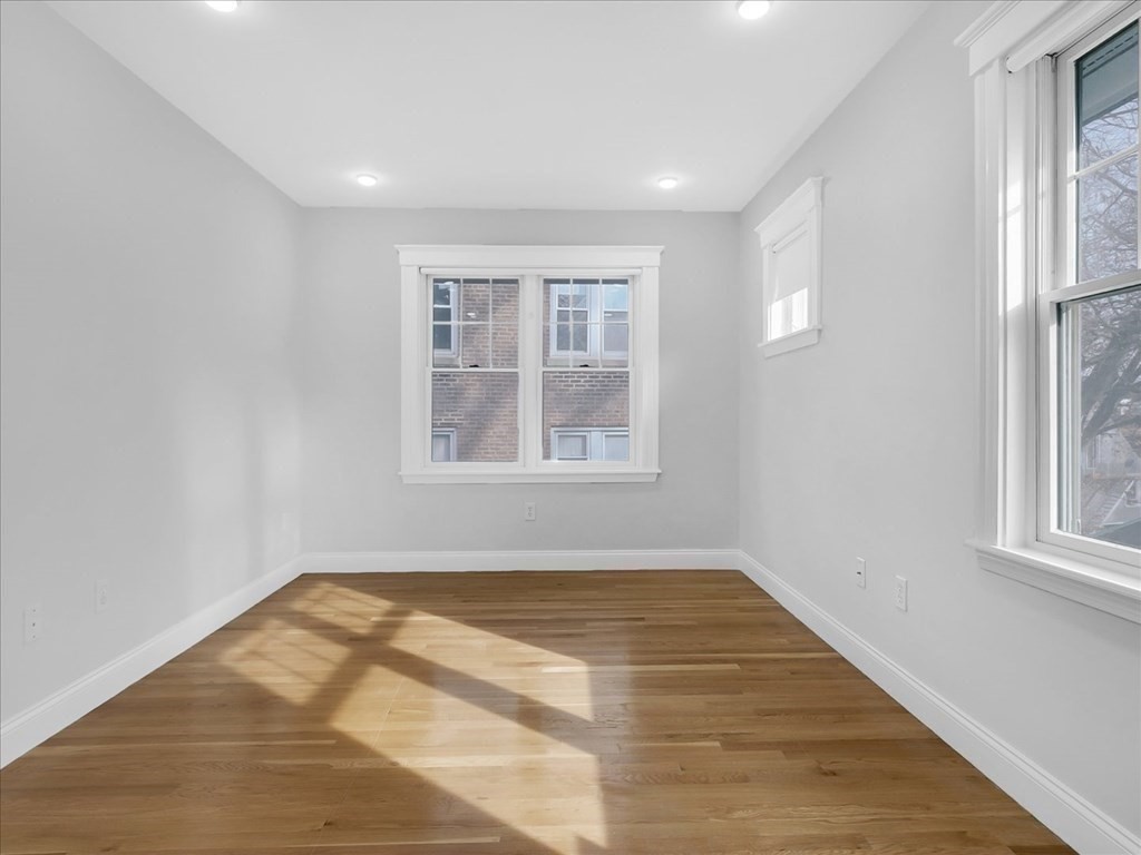 117 Sutherland Road, Unit 117 Boston, MA 02135 - Photo 21 of 42