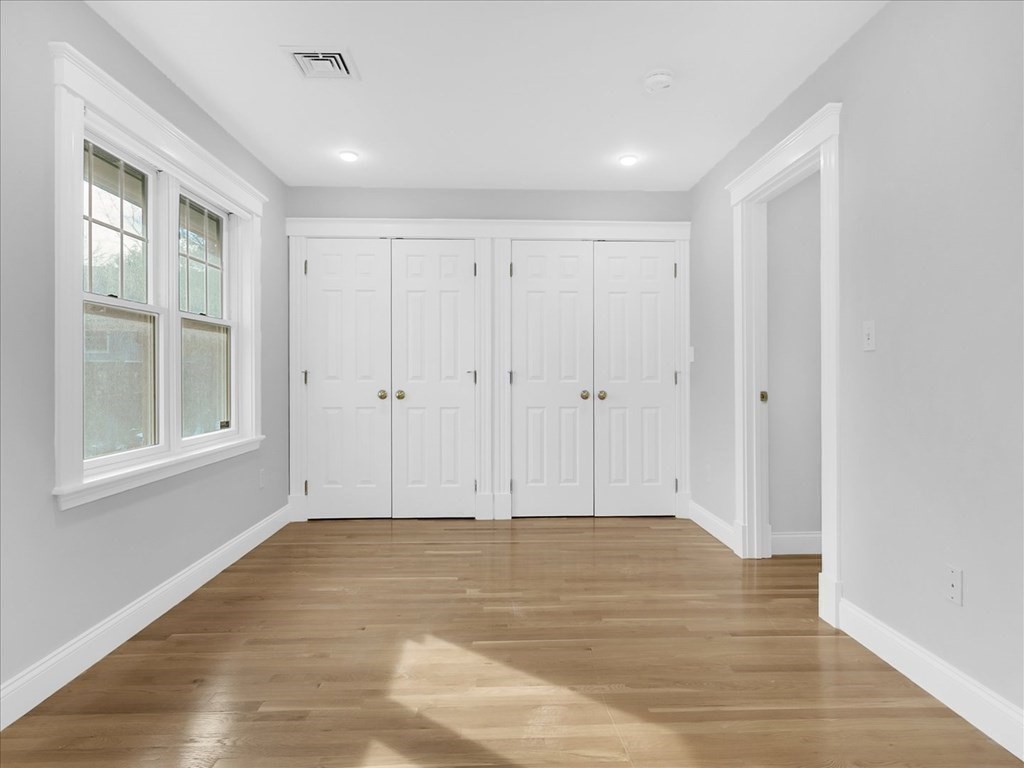 117 Sutherland Road, Unit 117 Boston, MA 02135 - Photo 22 of 42