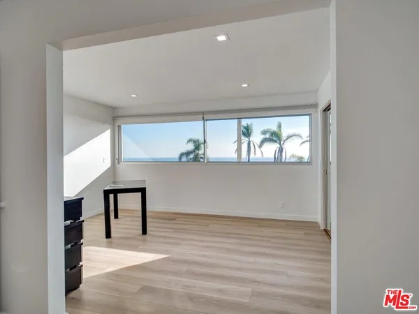 $25,000 | 18109 Coastline Drive, Malibu, CA 90265