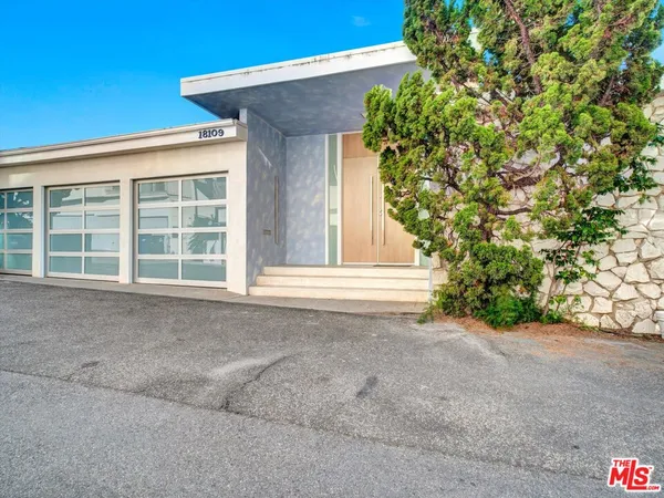 $25,000 | 18109 Coastline Drive, Malibu, CA 90265