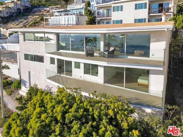$25,000 | 18109 Coastline Drive, Malibu, CA 90265
