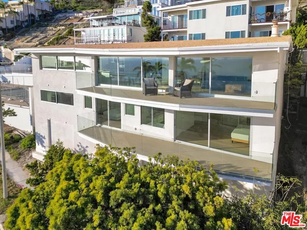 $25,000 | 18109 Coastline Drive, Malibu, CA 90265