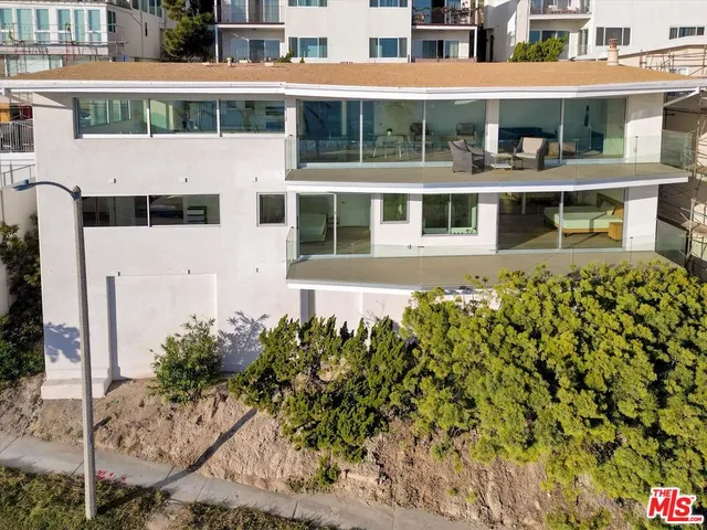 $25,000 | 18109 Coastline Drive, Malibu, CA 90265