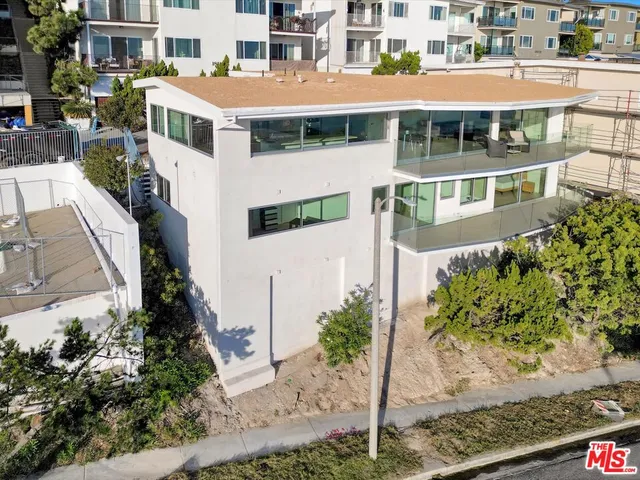 $25,000 | 18109 Coastline Drive, Malibu, CA 90265