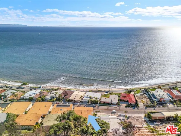 $25,000 | 18109 Coastline Drive, Malibu, CA 90265