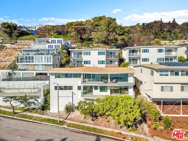 $25,000 | 18109 Coastline Drive, Malibu, CA 90265