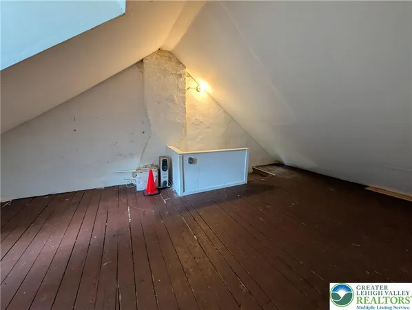 $1,250 | 723 Chestnut Street, Allentown, PA 18102