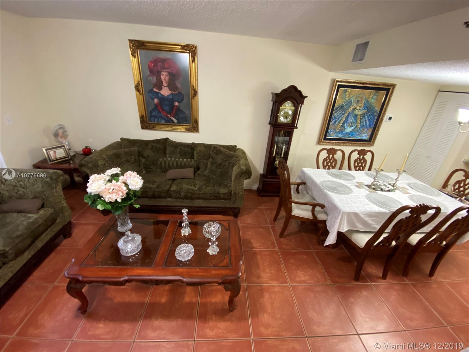 242 Riviera Circle Weston, FL 33326 - Photo 2 of 17