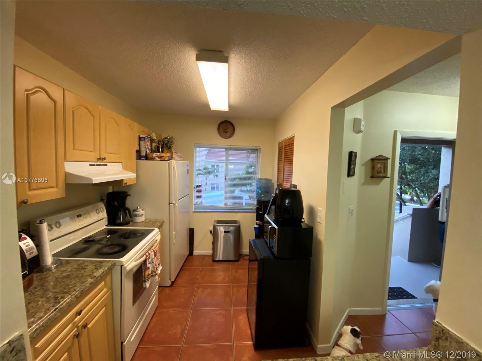 242 Riviera Circle Weston, FL 33326 - Photo 15 of 17