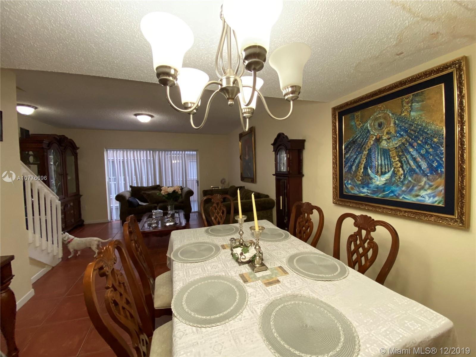 242 Riviera Circle Weston, FL 33326 - Photo 7 of 17