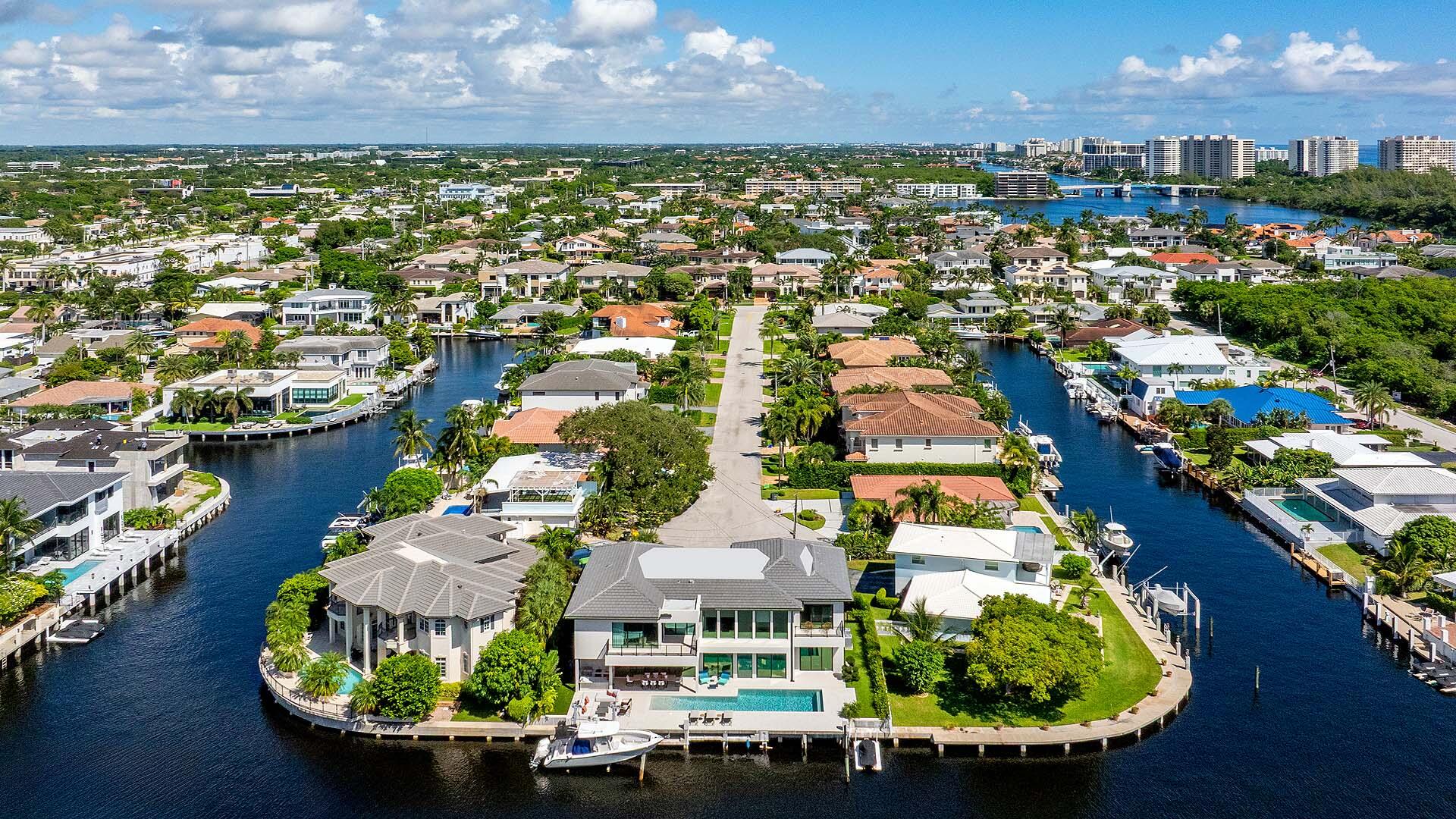 2900 Northeast 7th Drive Boca Raton, FL 33431 - Photo 3 of 39 2900 NE 7th Dr (3)