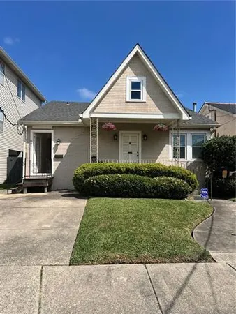$1,250 | 881 Hidalgo Street, New Orleans, LA 70124