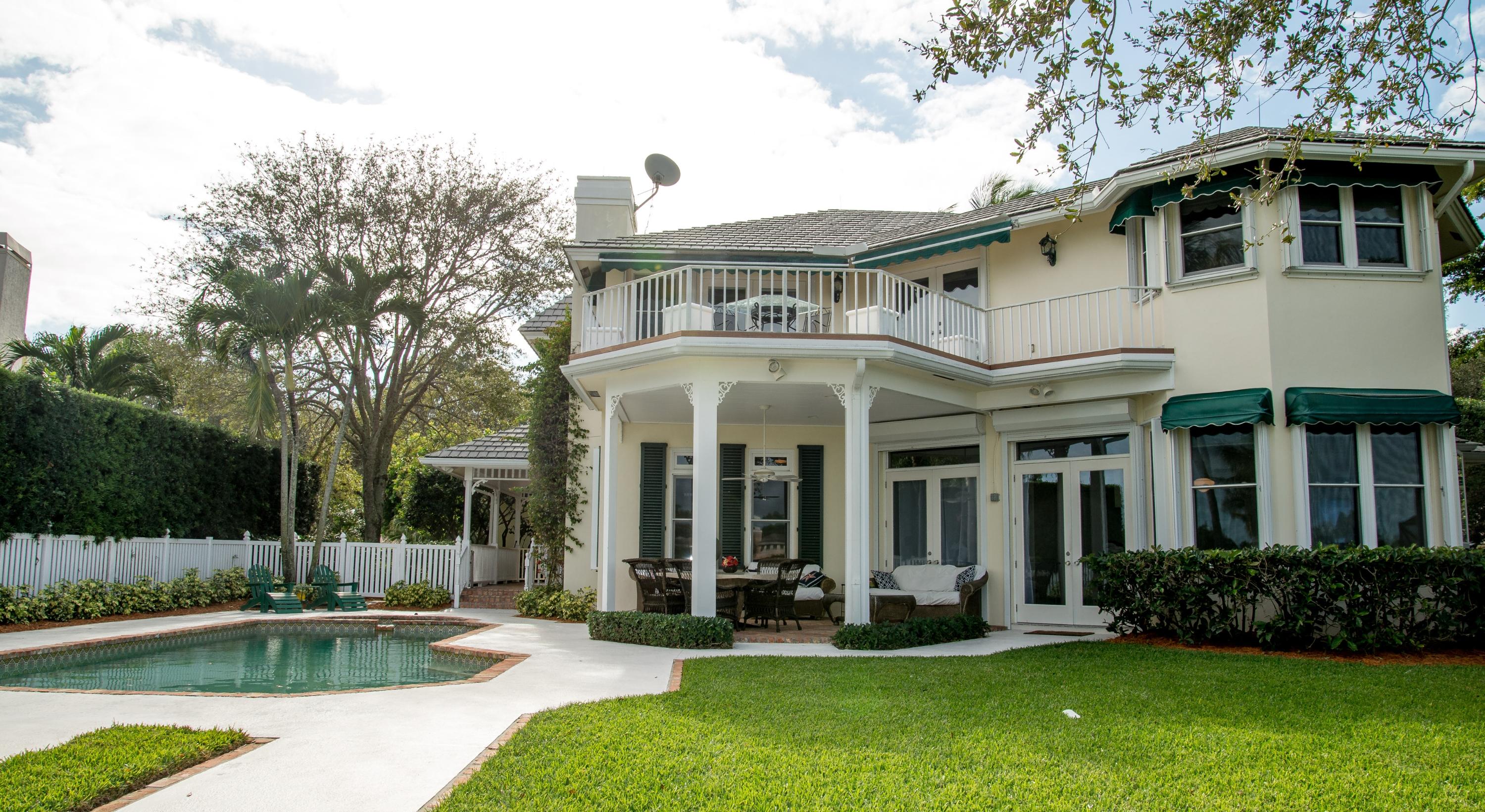 18372 Southeast Heritage Drive Tequesta, FL 33469 - Photo 30 of 47 Exterior of Home
