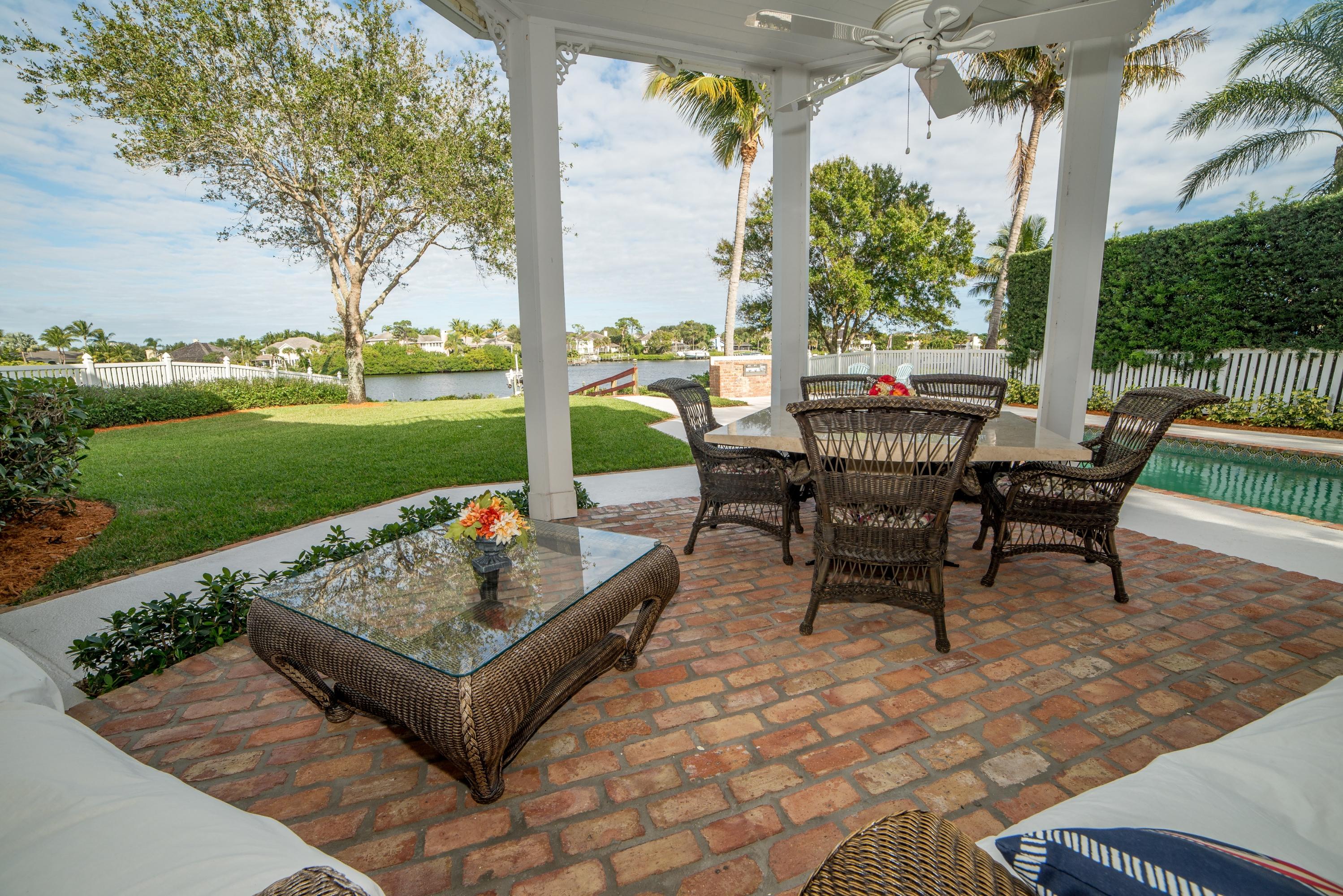18372 Southeast Heritage Drive Tequesta, FL 33469 - Photo 36 of 47 Patio Back Yard