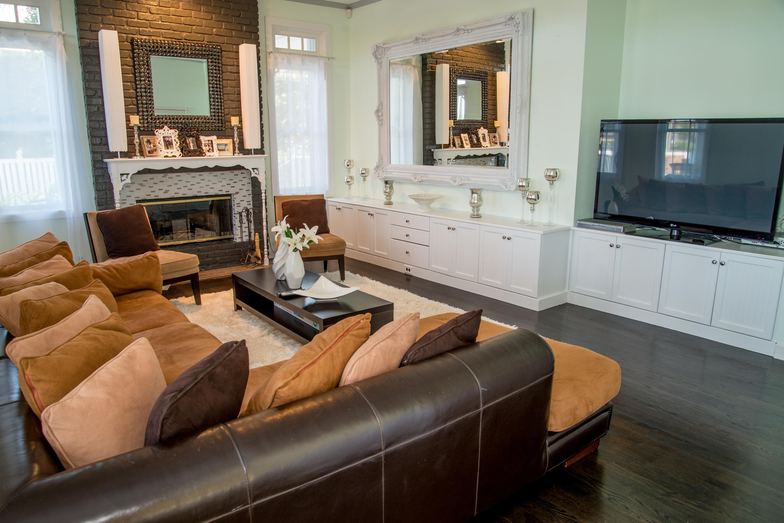 18372 Southeast Heritage Drive Tequesta, FL 33469 - Photo 9 of 47 Family Room 2