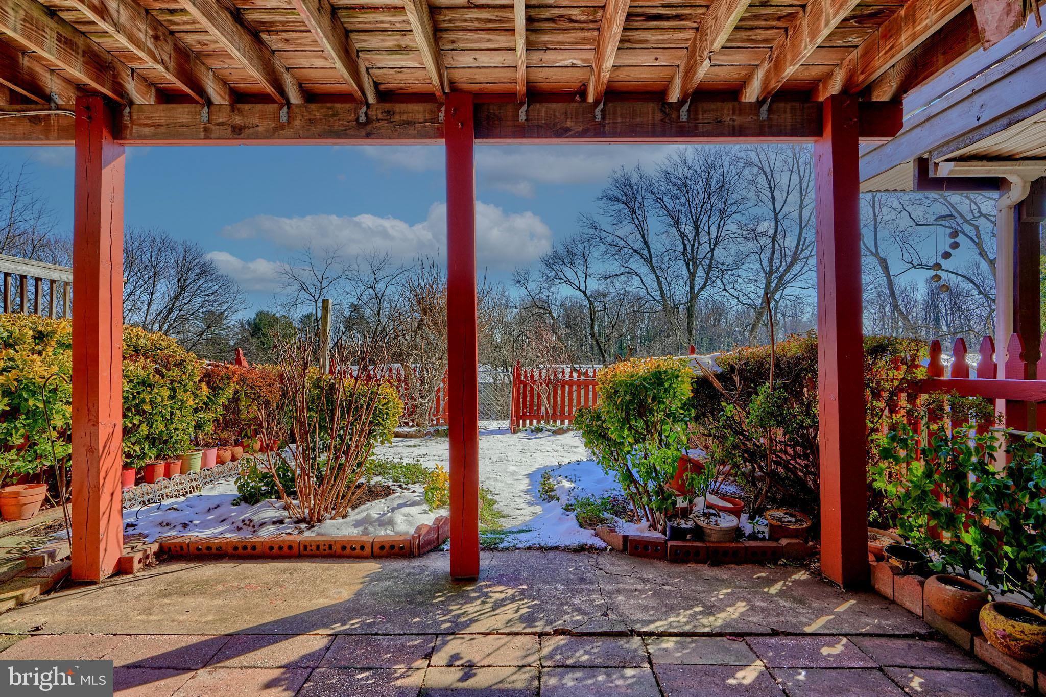 3661 Rockberry Road Baltimore, MD 21234 - Photo 25 of 29 Patio view