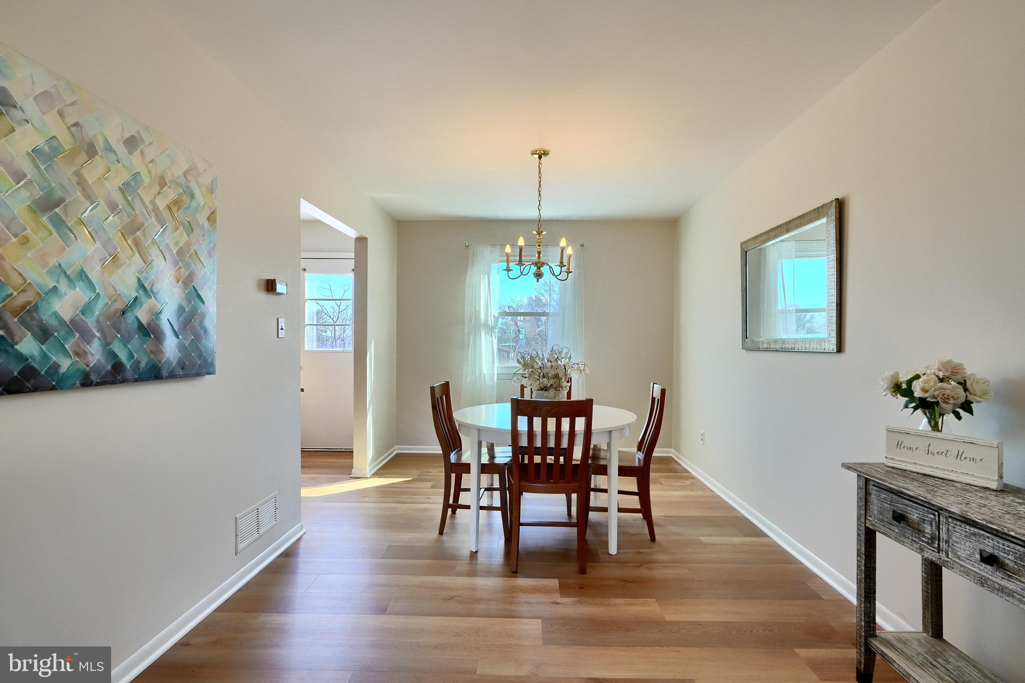 3661 Rockberry Road Baltimore, MD 21234 - Photo 5 of 29 Large Dining Room