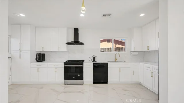 $1,050,000 | 11200 Amestoy Avenue, Granada Hills, CA 91344