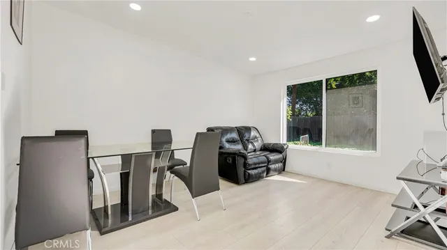 $1,050,000 | 11200 Amestoy Avenue, Granada Hills, CA 91344