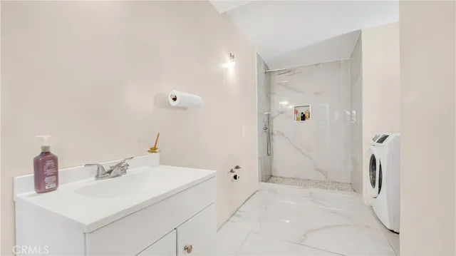 $1,050,000 | 11200 Amestoy Avenue, Granada Hills, CA 91344