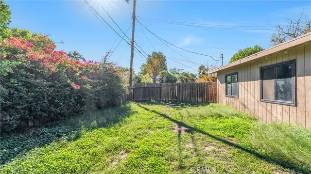 $1,050,000 | 11200 Amestoy Avenue, Granada Hills, CA 91344