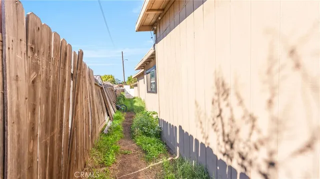 $1,050,000 | 11200 Amestoy Avenue, Granada Hills, CA 91344