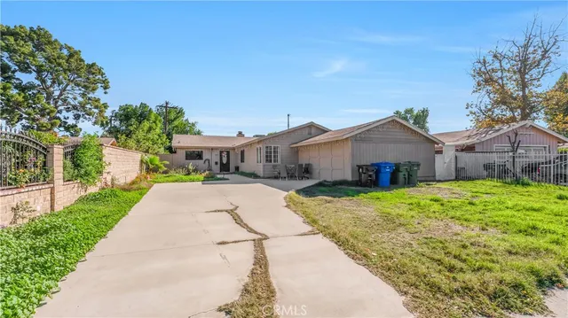 $1,050,000 | 11200 Amestoy Avenue, Granada Hills, CA 91344