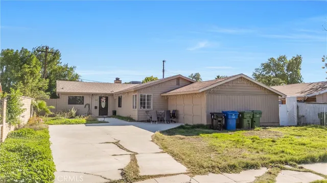 $1,050,000 | 11200 Amestoy Avenue, Granada Hills, CA 91344