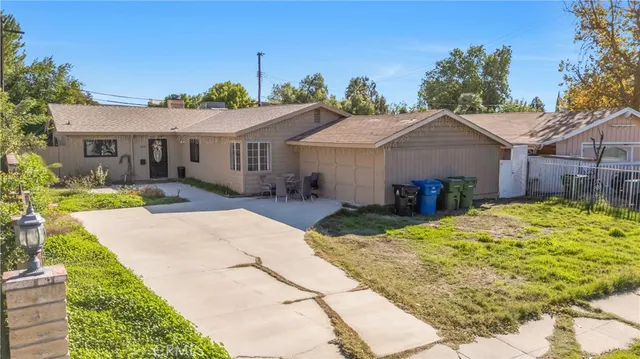 $1,050,000 | 11200 Amestoy Avenue, Granada Hills, CA 91344