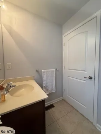 $2,999 | 33 Ronald Drive, Somerset, NJ 08873