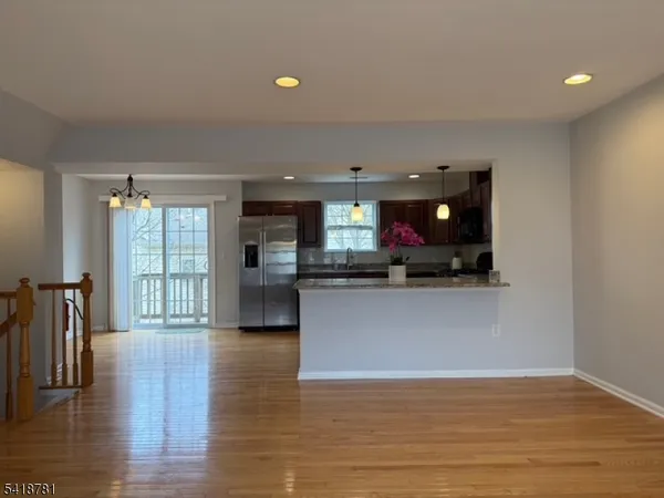 $2,999 | 33 Ronald Drive, Somerset, NJ 08873