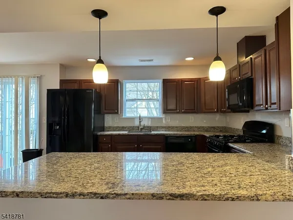 $3,099 | 33 Ronald Drive, Somerset, NJ 08873