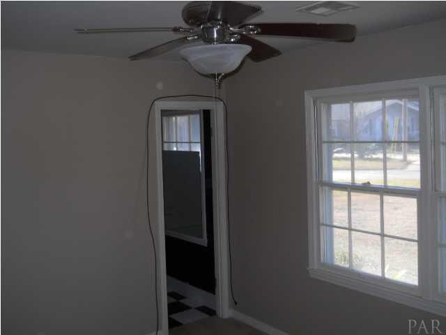 5560 Homewood Road Pensacola, FL 32504 - Photo 7 of 10 Gallery Image 7