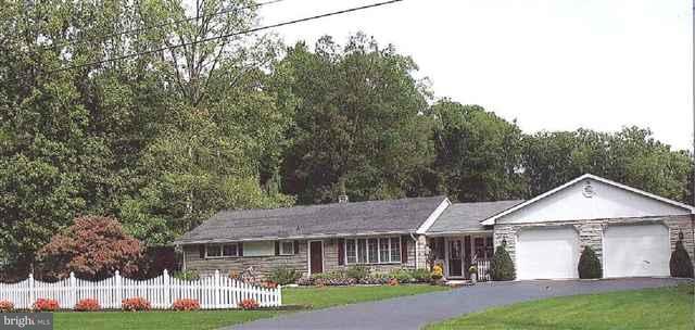 240 Lawn Road Palmyra, PA 17078 - Photo 1 of 22 Gallery Image 1