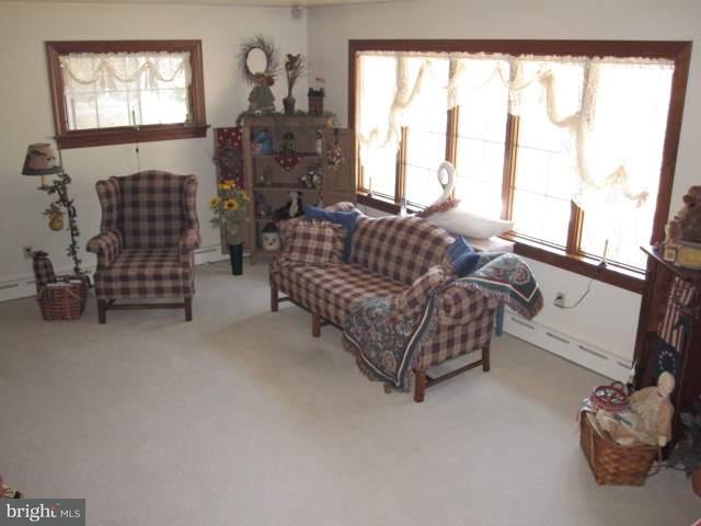 240 Lawn Road Palmyra, PA 17078 - Photo 9 of 22 Gallery Image 9