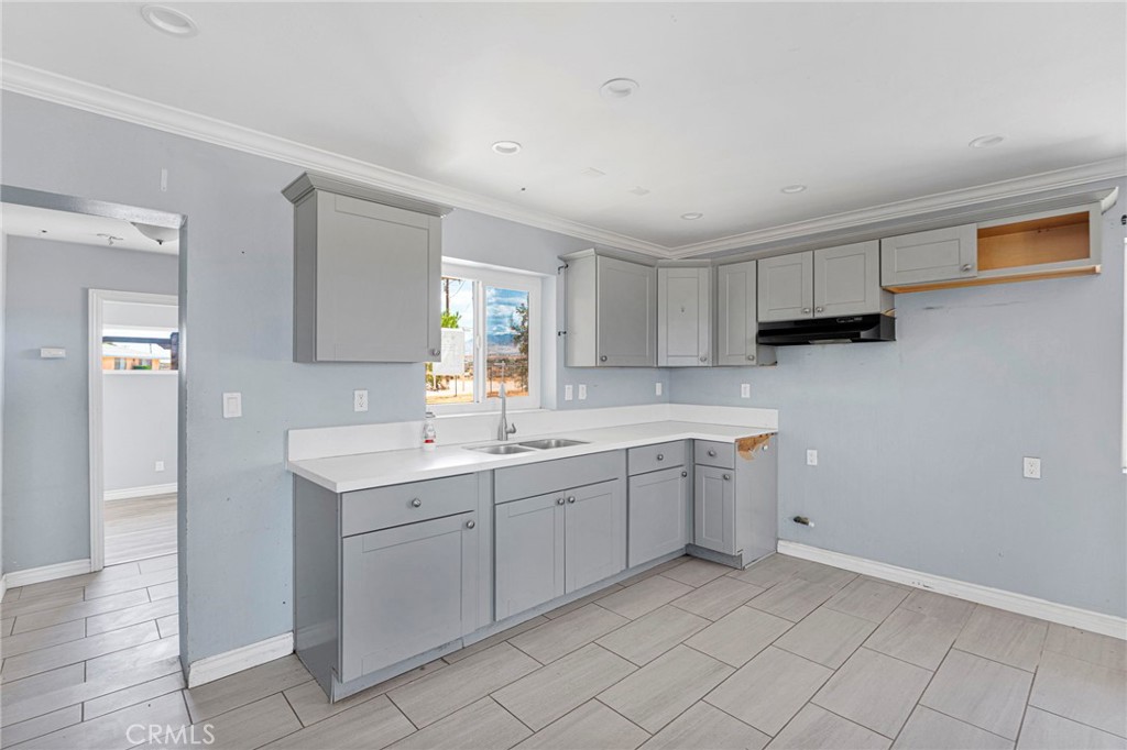 10912 Matilija Road Apple Valley, CA 92308 - Photo 8 of 22 Gallery Image 8