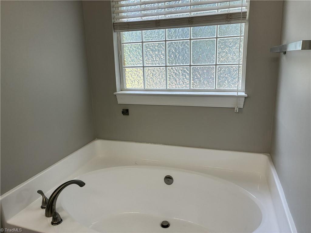 4108 Rock Hill Road Pfafftown, NC 27040 - Photo 16 of 38